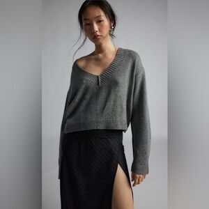 BDG Jenna Cropped V-Neck Sweater